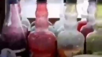 Bokep Premium Sex Ngentot Tante Jualan Es Teh Dapet Bonus Krim Pandan