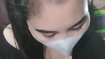 Devia Host Cakep Show Susu Mempesona