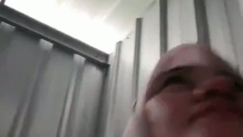 BU GURU Jilbab Gemoy Buka Bukaan Di Toilet