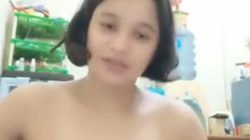 Si Bunda Lagi Sange Remes Toket Coklat Sambil Merem