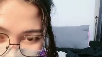 Toket Gemoy Zara Pantatnya Cocok Buat Doggy