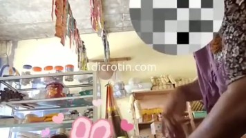 Lanjutan Miss Risella Exib Di Warung Emaknya
